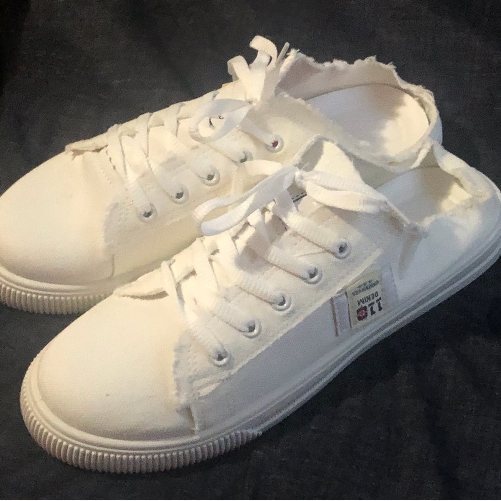 Kids White Canvas Sneakers